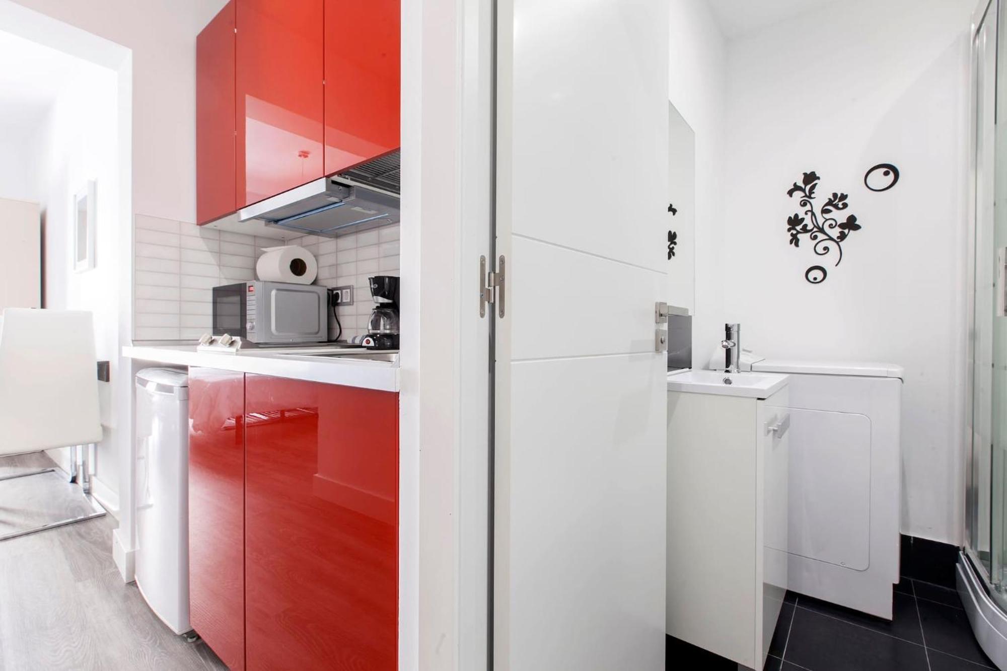 Apartamentos Day Madrid Callao Centro Gran Via Sol Malasana Bagian luar foto