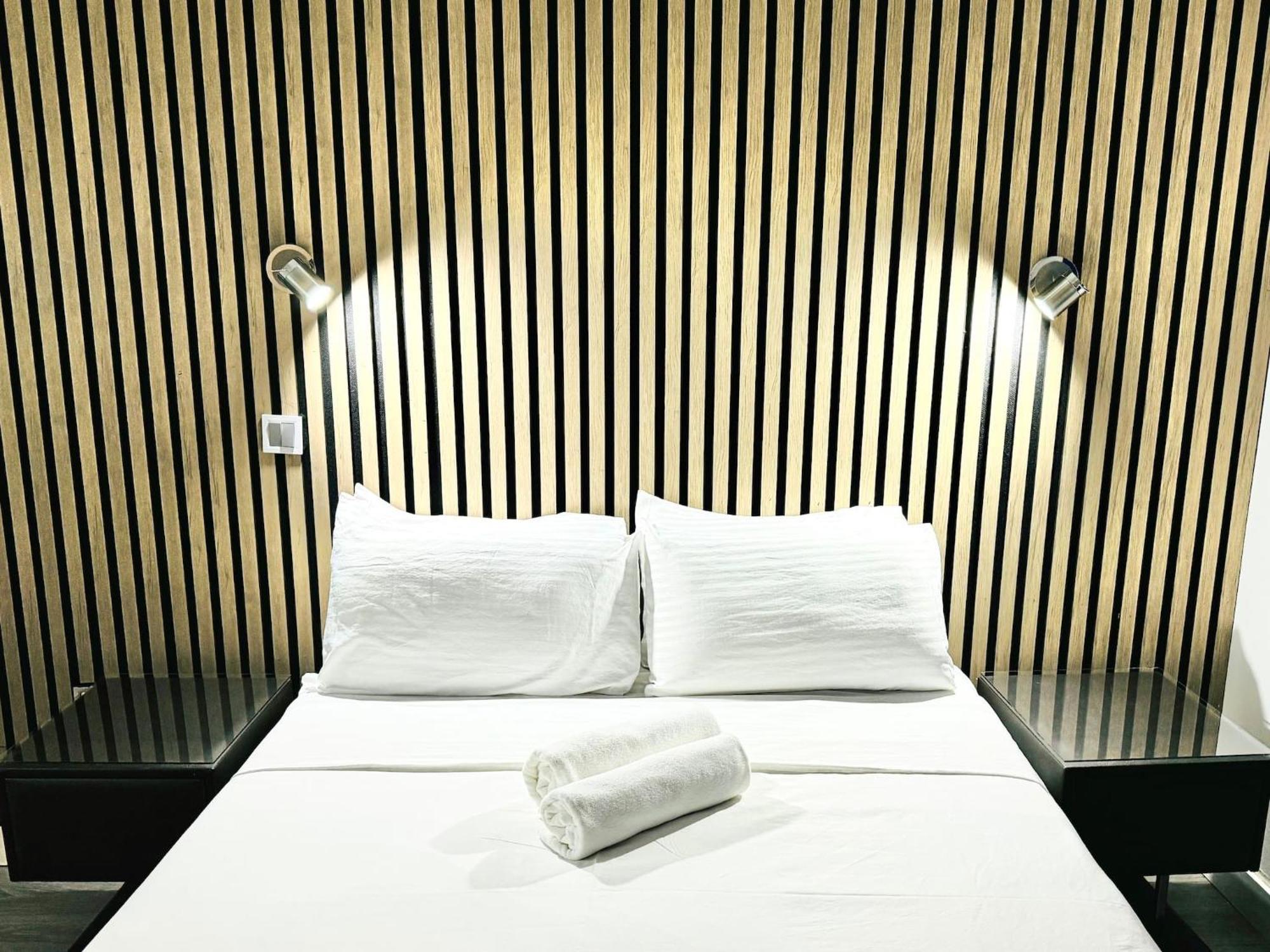 Apartamentos Day Madrid Callao Centro Gran Via Sol Malasana Bagian luar foto